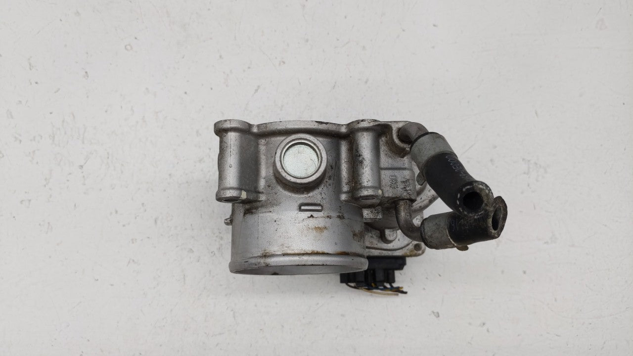 2011-2018 Hyundai Elantra Throttle Body P/N:35100-2E000 Fits 2011 2012 2013 2014 2015 2016 2017 2018 2019 OEM Used Auto Parts - Oemusedautoparts1.com