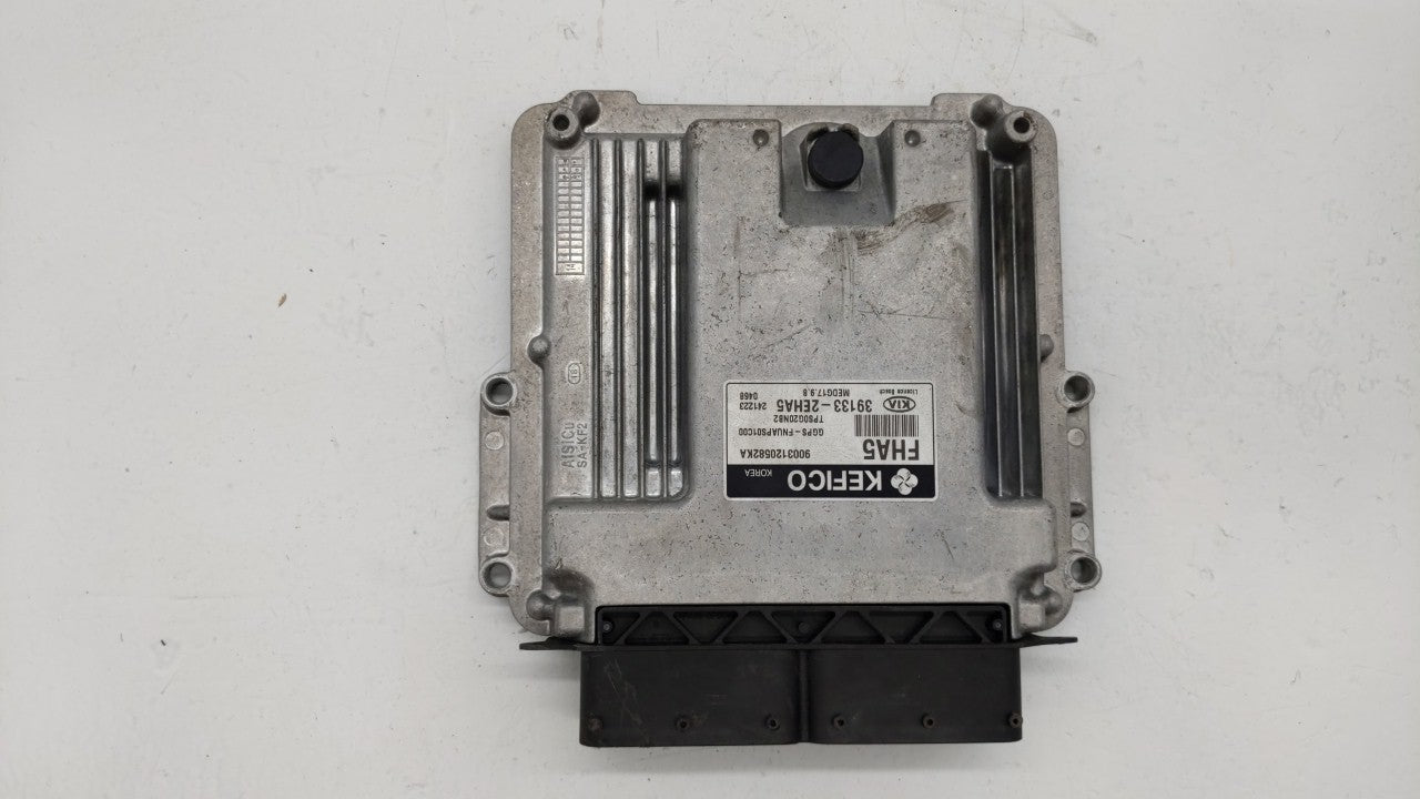 2015 Kia Soul PCM Engine Computer ECU ECM PCU OEM P/N:39133-2EHA5 39132-2EHA5 Fits OEM Used Auto Parts - Oemusedautoparts1.com