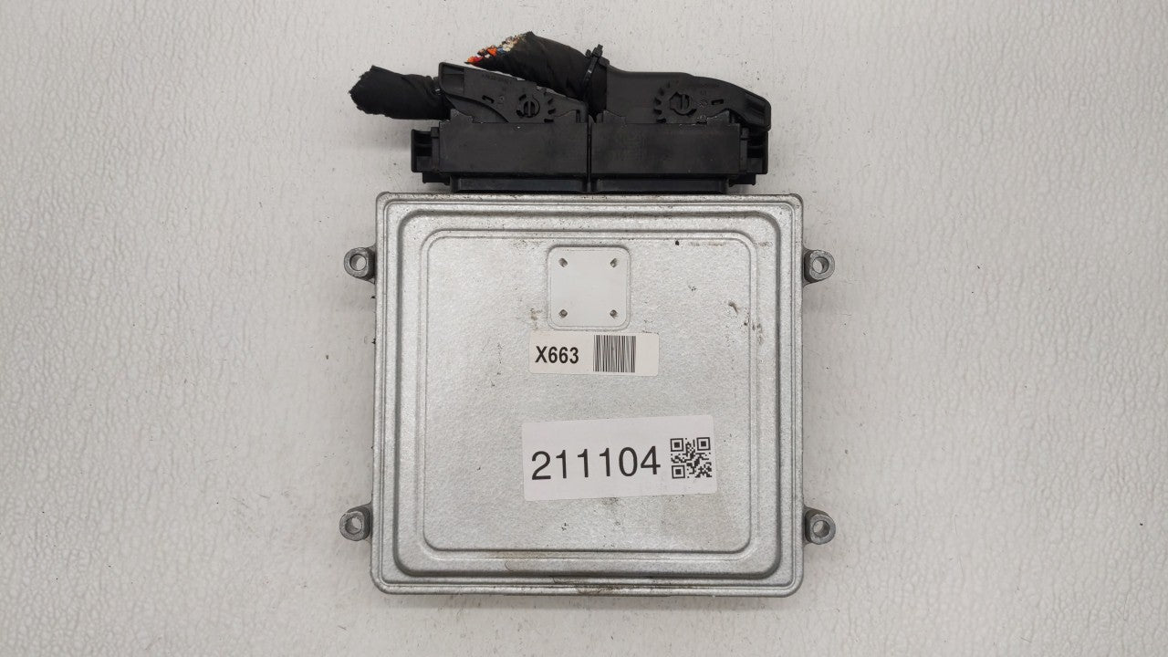 2011-2014 Hyundai Sonata PCM Engine Computer ECU ECM PCU OEM P/N:39101-2G661 39111-2G661 Fits 2011 2012 2013 2014 OEM Used Auto Parts - Oemusedautoparts1.com