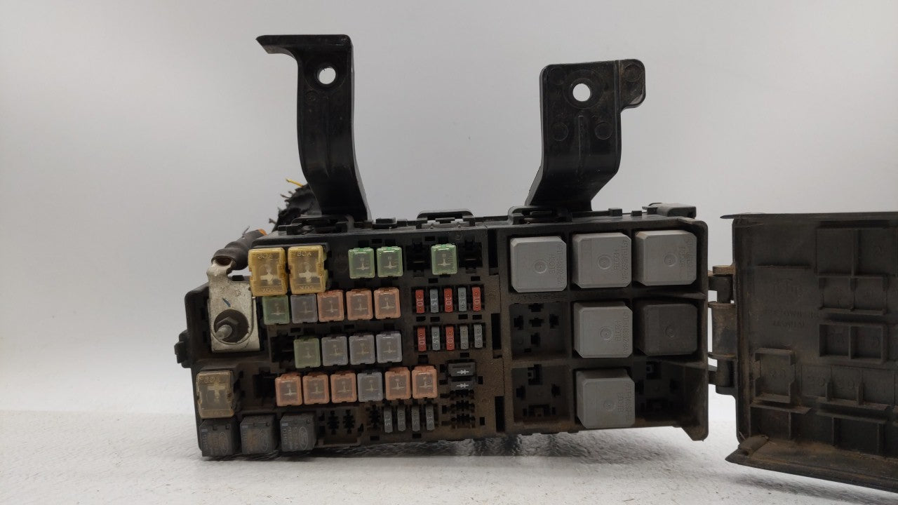 2007-2010 Lincoln Mkz Fusebox Fuse Box Panel Relay Module P/N:9H61-14290-B Fits 2007 2008 2009 2010 OEM Used Auto Parts - Oemusedautoparts1.com