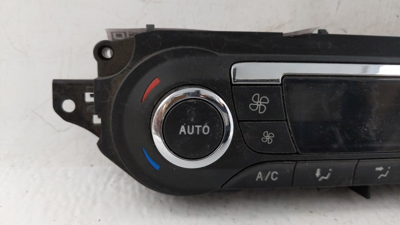 2013-2016 Ford C-Max Climate Control Module Temperature AC/Heater Replacement P/N:DM5T-18C612-AE DM5T-18C612-AG Fits OEM Used Auto Parts - Oemusedautoparts1.com