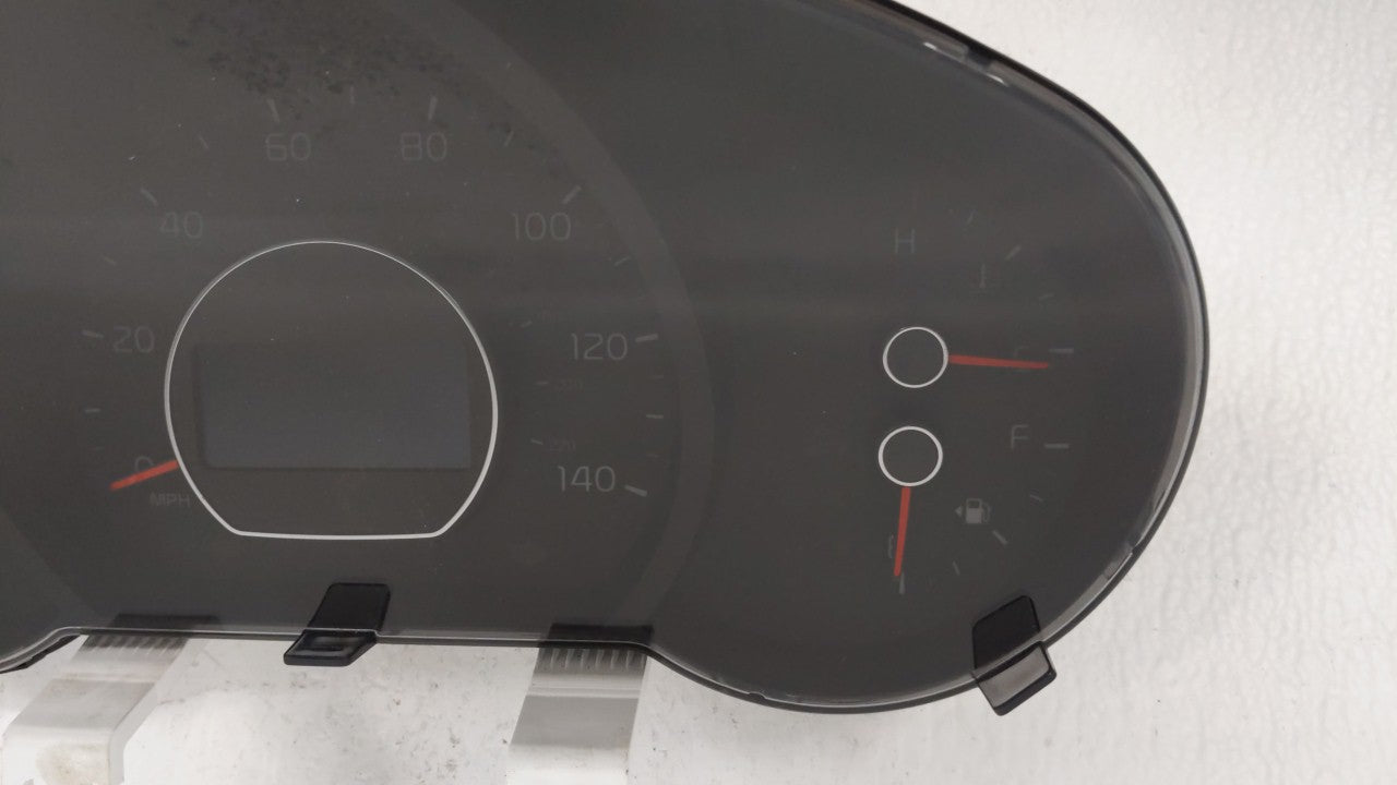 2014-2015 Kia Soul Instrument Cluster Speedometer Gauges P/N:94006-B2510 94006-B2520 Fits 2014 2015 OEM Used Auto Parts - Oemusedautoparts1.com