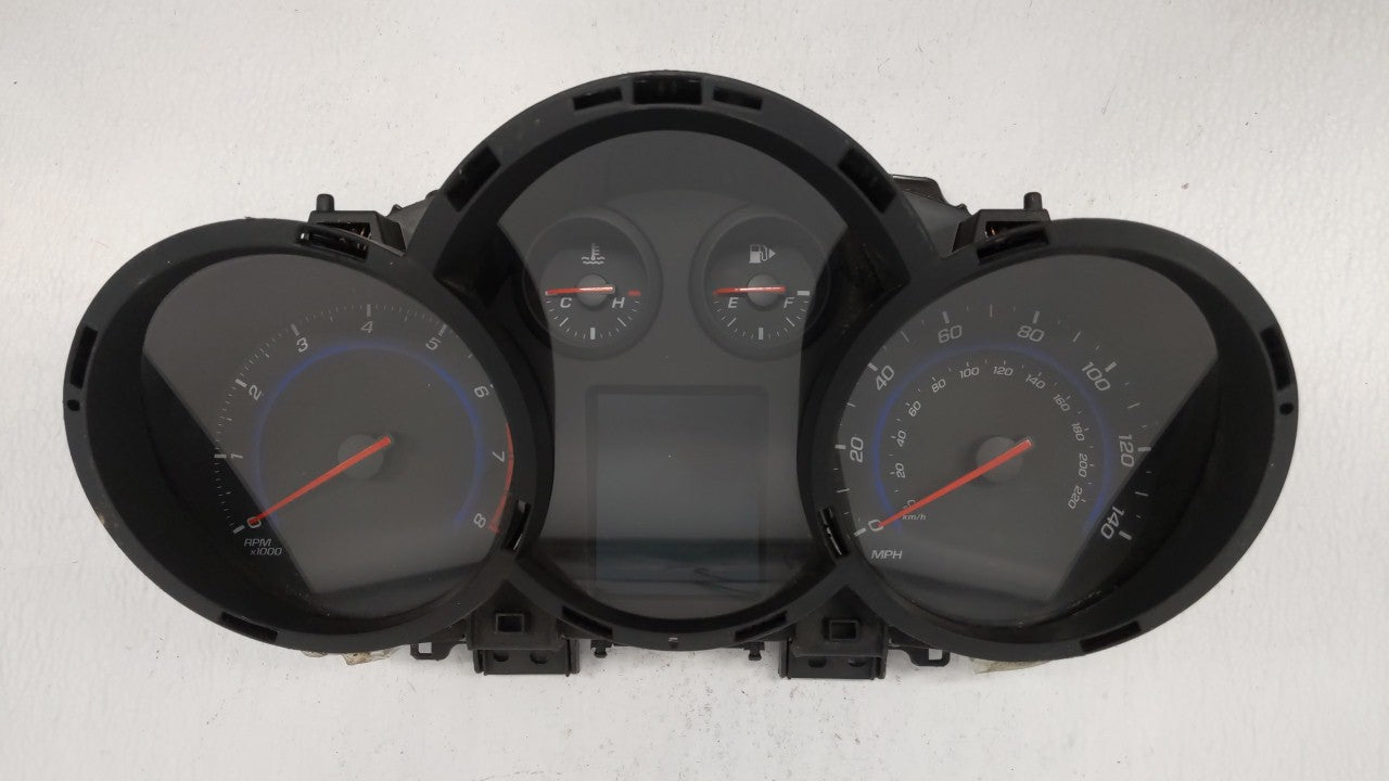 2015-2016 Chevrolet Cruze Instrument Cluster Speedometer Gauges P/N:811511914 94560794 Fits 2015 2016 OEM Used Auto Parts - Oemusedautoparts1.com