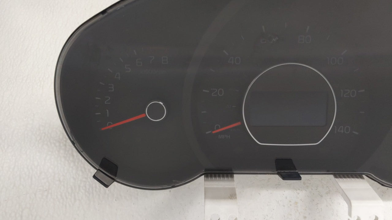 2017-2019 Kia Soul Instrument Cluster Speedometer Gauges P/N:94006-92720 94006-B2720 Fits 2017 2018 2019 OEM Used Auto Parts - Oemusedautoparts1.com