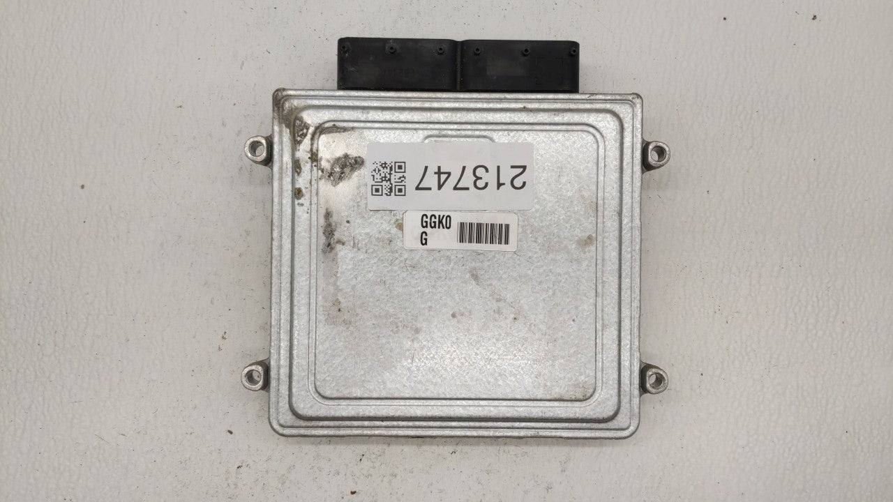 2015-2017 Hyundai Sonata PCM Engine Computer ECU ECM PCU OEM P/N:39101-2GGK0 39101-2GGL4 Fits 2015 2016 2017 OEM Used Auto Parts - Oemusedautoparts1.com