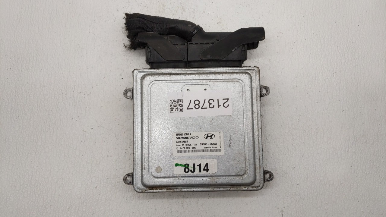 2006-2008 Hyundai Sonata PCM Engine Computer ECU ECM PCU OEM P/N:39100-25131 39100-25135 Fits 2006 2007 2008 OEM Used Auto Parts - Oemusedautoparts1.com