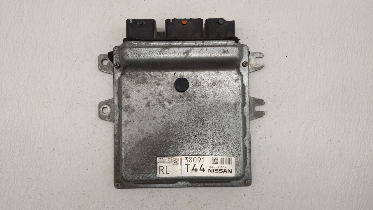 2013-2015 Nissan Rogue PCM Engine Computer ECU ECM PCU OEM P/N:NEC001-657 NEC005-662 Fits 2013 2014 2015 OEM Used Auto Parts - Oemusedautoparts1.com