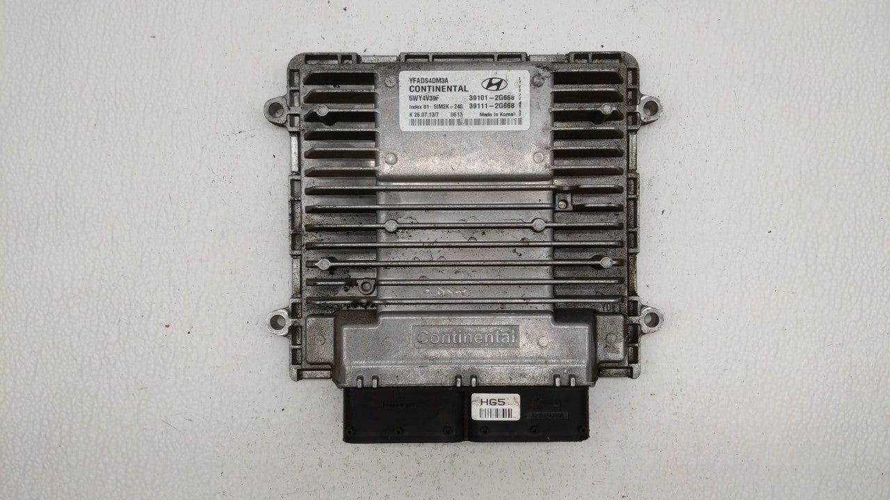 2011-2014 Hyundai Sonata PCM Engine Computer ECU ECM PCU OEM P/N:39111-2G668 39101-2G668 Fits 2011 2012 2013 2014 OEM Used Auto Parts - Oemusedautoparts1.com