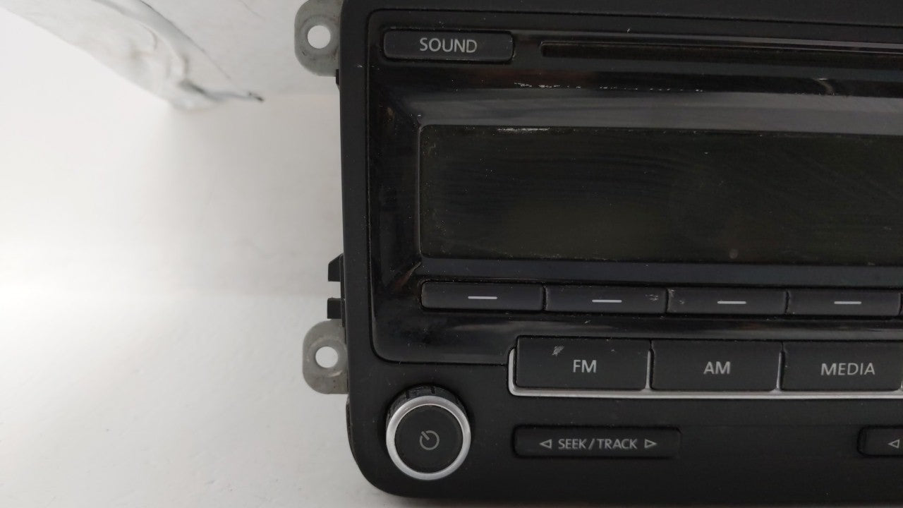 2012-2015 Volkswagen Passat Radio AM FM Cd Player Receiver Replacement P/N:1K0 035 164D Fits 2011 2012 2013 2014 2015 2016 OEM Used Auto Parts - Oemusedautoparts1.com