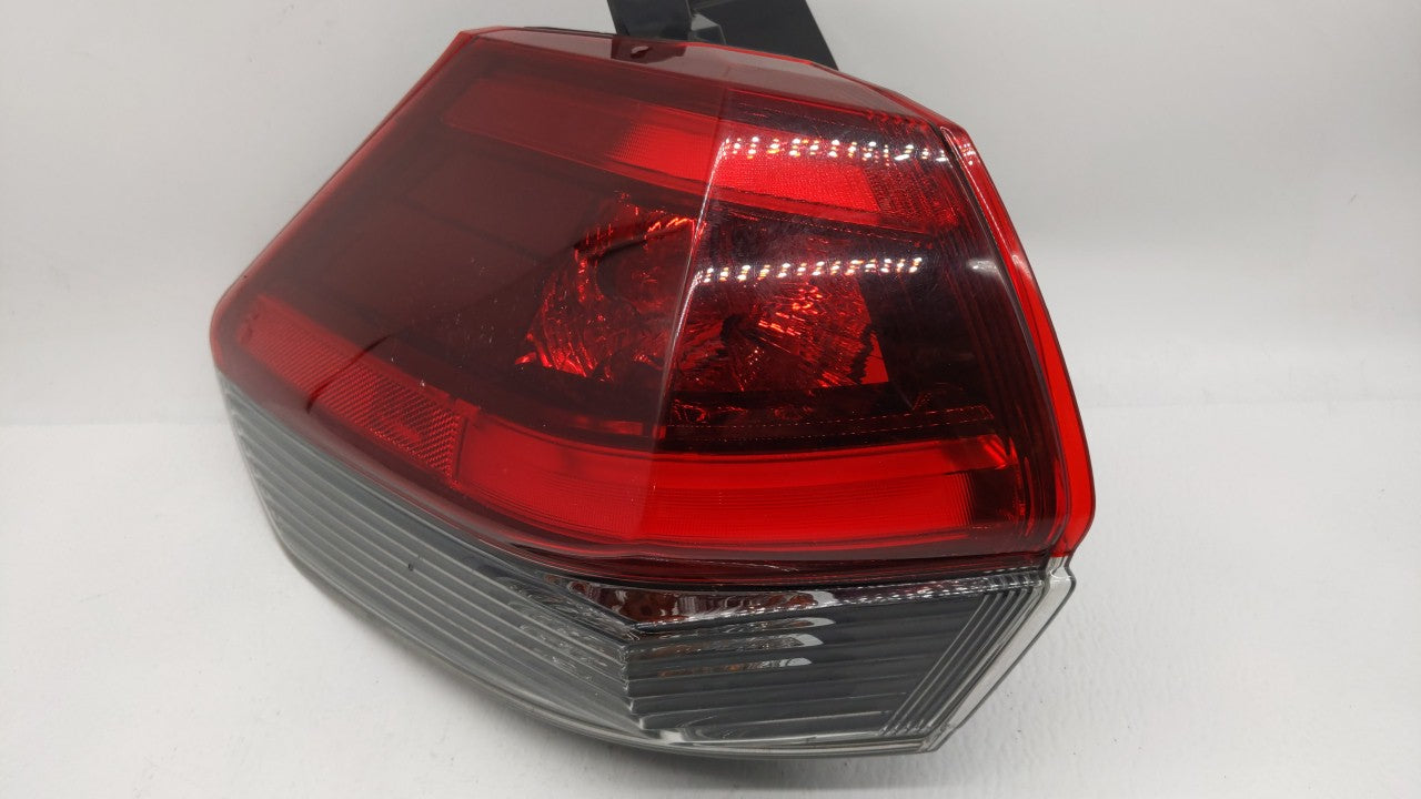 2017-2019 Nissan Rogue Driver Left Side Tail Light Taillight Oem 214994 - Oemusedautoparts1.com