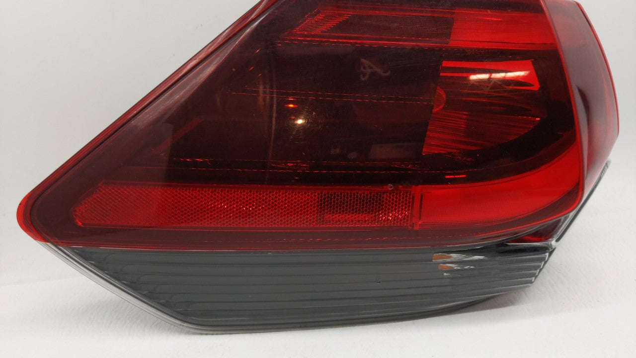 2017-2019 Nissan Rogue Driver Left Side Tail Light Taillight Oem 214994 - Oemusedautoparts1.com