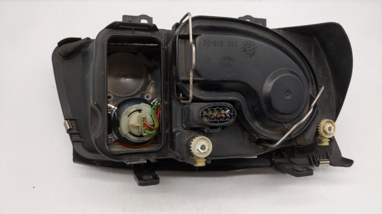 2002-2006 Volkswagen Jetta Driver Left Oem Head Light Headlight Lamp - Oemusedautoparts1.com