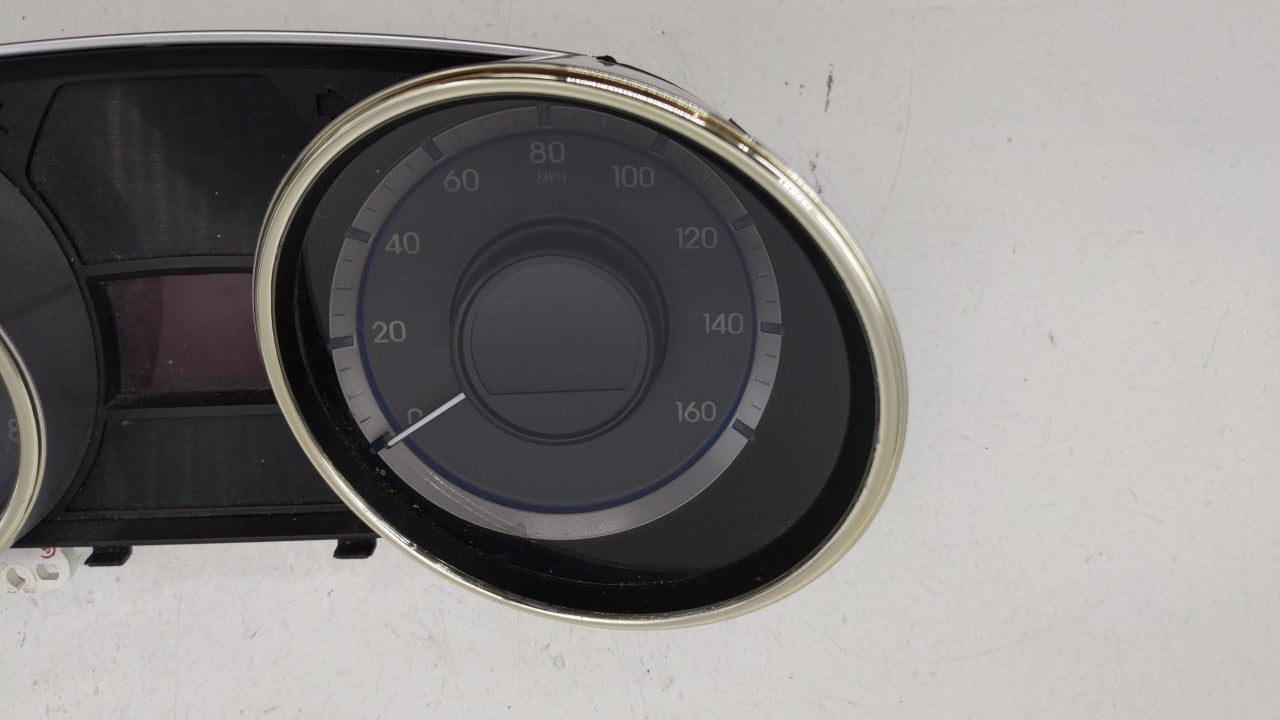 2011-2014 Hyundai Sonata Instrument Cluster Speedometer Gauges P/N:94001-3Q014 94011-3Q010 Fits 2011 2012 2013 2014 OEM Used Auto Parts - Oemusedautoparts1.com