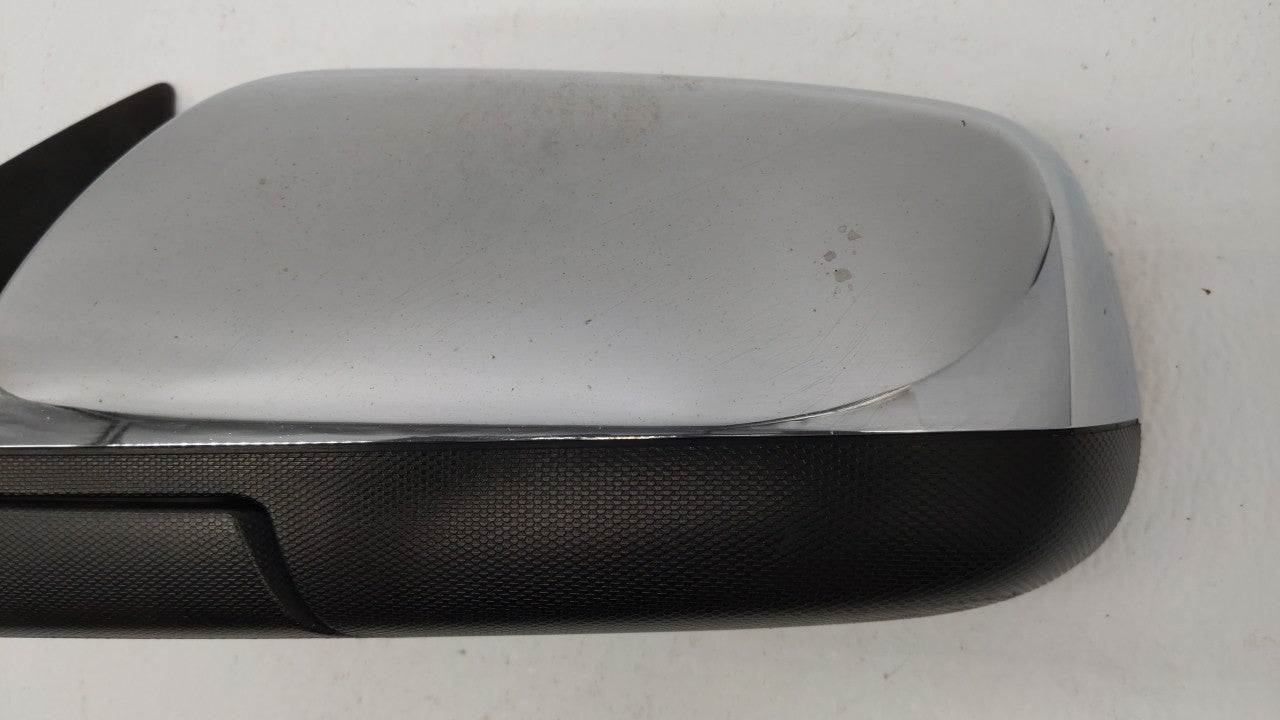 2010-2011 Chevrolet Equinox Side Mirror Replacement Driver Left View Door Mirror P/N:20858735 20858712 Fits 2010 2011 OEM Used Auto Parts - Oemusedautoparts1.com