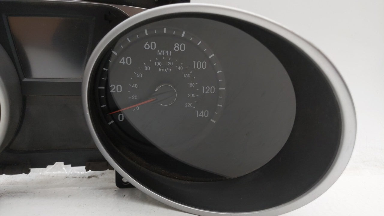 2010-2013 Hyundai Tucson Instrument Cluster Speedometer Gauges P/N:94001-2S580 94001-2S585 Fits 2010 2011 2012 2013 OEM Used Auto Parts - Oemusedautoparts1.com