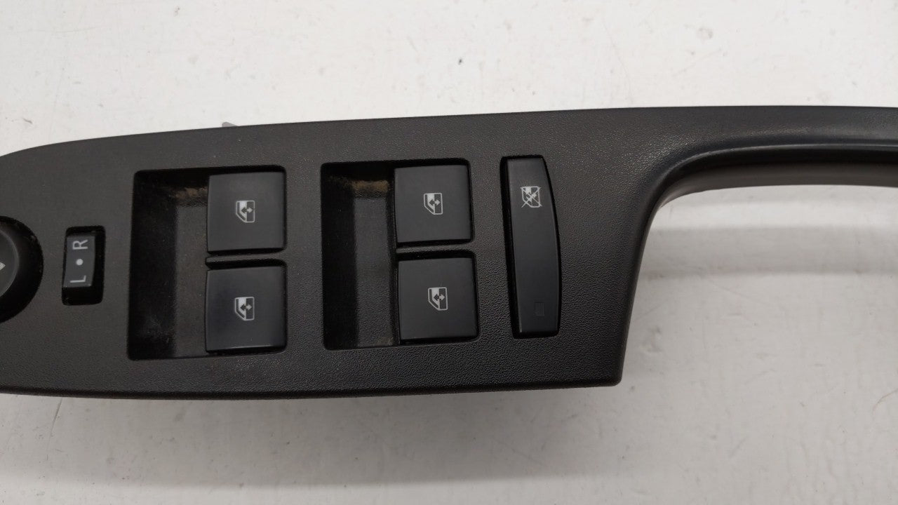 2010-2017 Chevrolet Equinox Master Power Window Switch Replacement Driver Side Left P/N:25983673 25946838 Fits OEM Used Auto Parts - Oemusedautoparts1.com