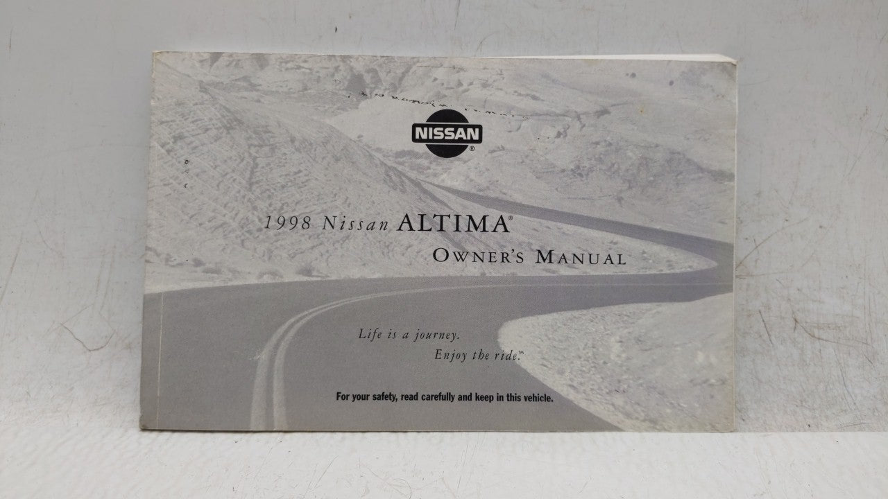 1998 Nissan Altima Owners Manual Book Guide OEM Used Auto Parts - Oemusedautoparts1.com