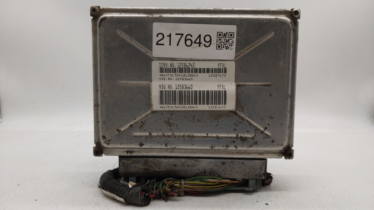 2003-2007 Chevrolet Silverado 1500 PCM Engine Computer ECU ECM PCU OEM P/N:12586242 89017750 Fits 2003 2004 2005 2006 2007 OEM Used Auto Parts - Oemusedautoparts1.com