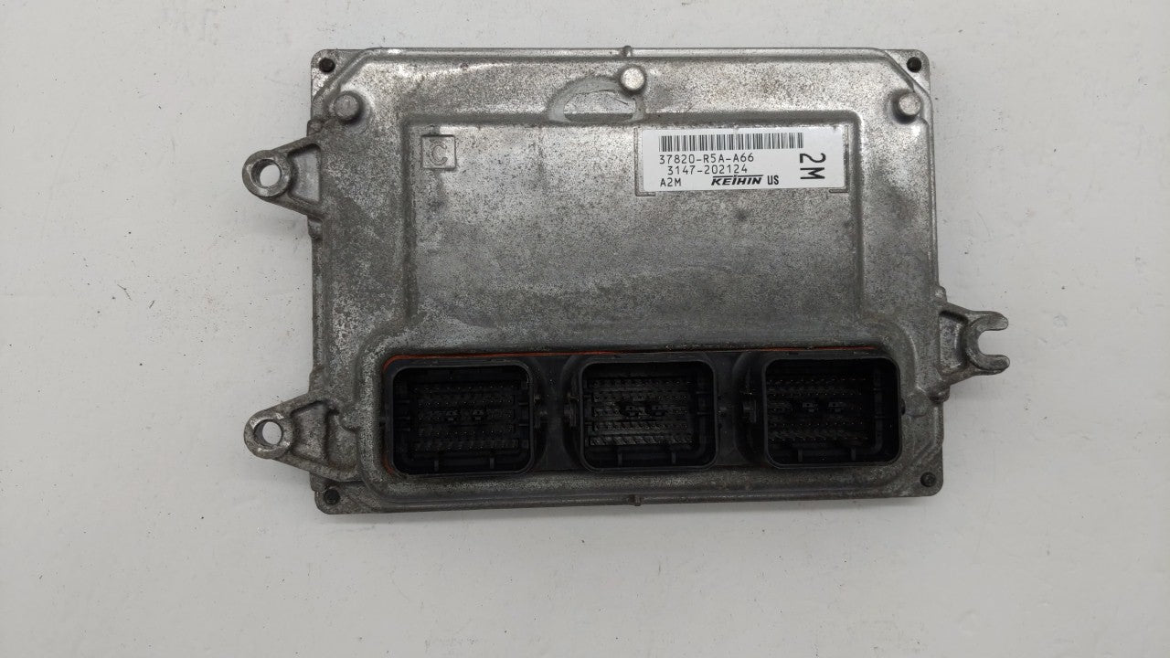 2012-2014 Honda Cr-V PCM Engine Computer ECU ECM PCU OEM P/N:37820-R5A-A66 37820-R5A-A64 Fits 2012 2013 2014 OEM Used Auto Parts - Oemusedautoparts1.com