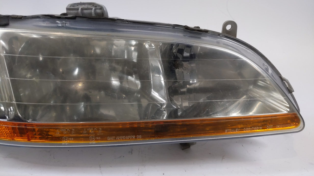 1998-2000 Honda Accord Passenger Right Oem Head Light Headlight Lamp - Oemusedautoparts1.com