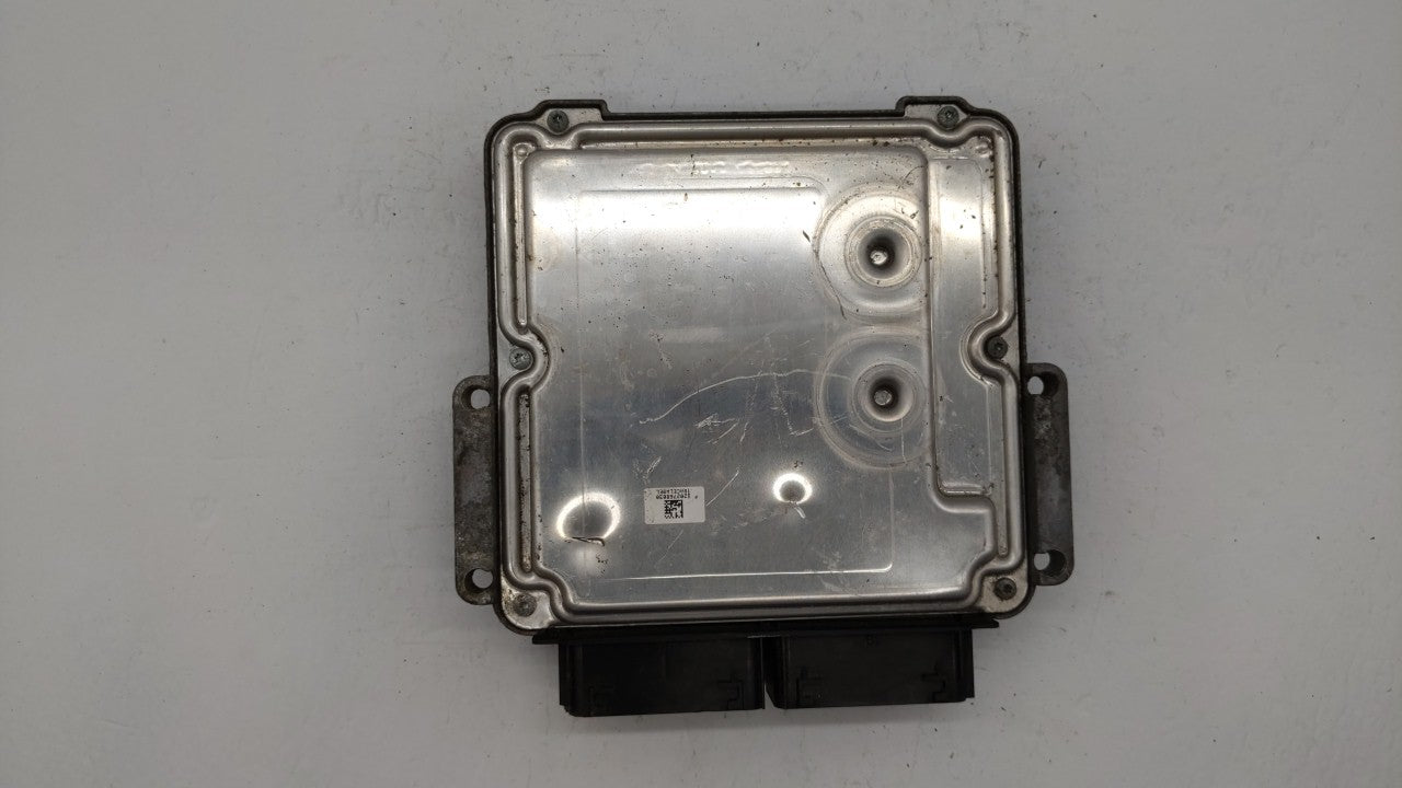 2014-2016 Ford Fusion PCM Engine Computer ECU ECM PCU OEM P/N:ES7A-12A650-EK ES7A-12A650-AL Fits 2014 2015 2016 OEM Used Auto Parts - Oemusedautoparts1.com