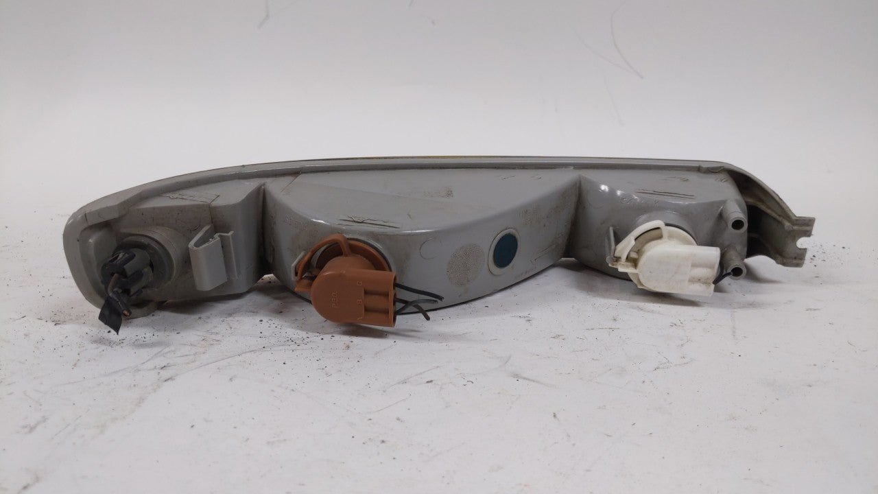 1999-2007 Gmc Sierra 1500 Driver Left Oem Front Light Lamp - Oemusedautoparts1.com