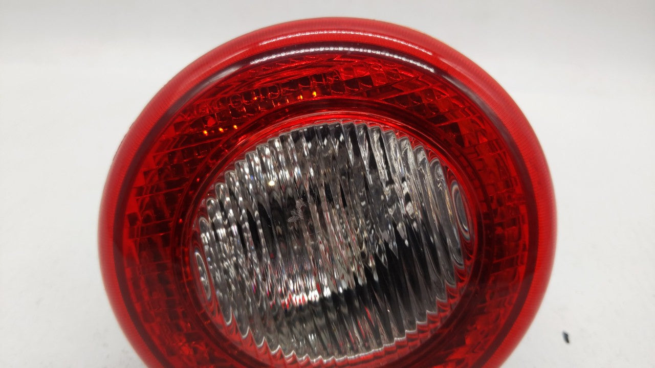 2006-2011 Chevrolet Hhr Tail Light Assembly Driver Left OEM P/N:20778528 15875485 Fits 2006 2007 2008 2009 2010 2011 OEM Used Auto Parts - Oemusedautoparts1.com