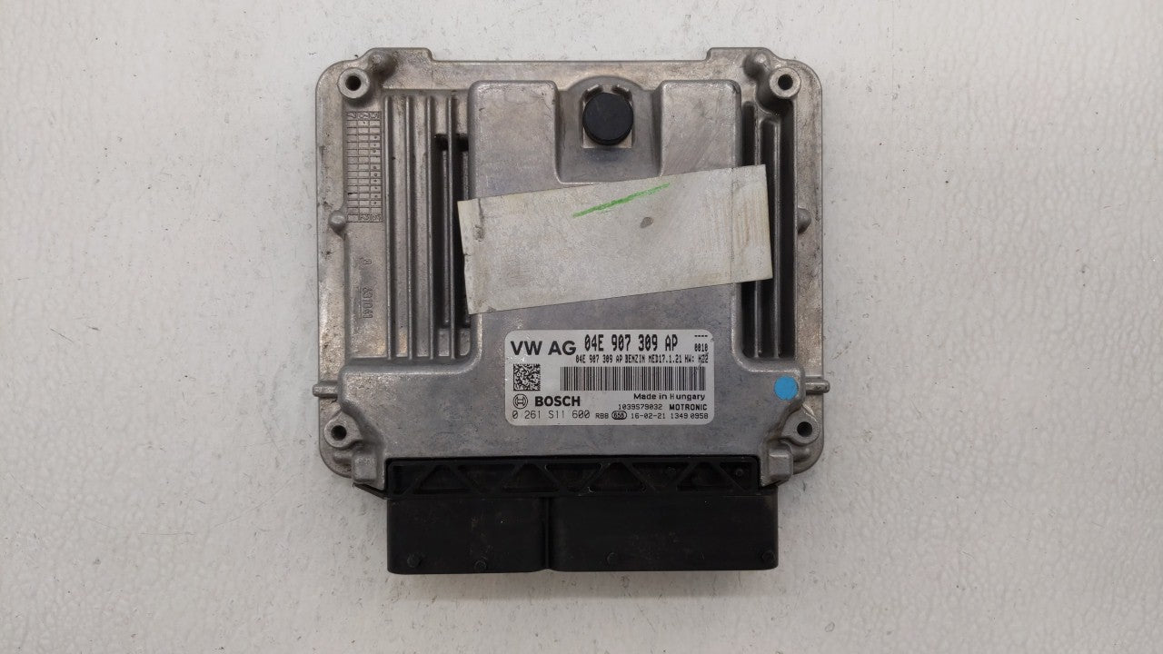 2016-2017 Volkswagen Jetta PCM Engine Computer ECU ECM PCU OEM P/N:04E 907 309 EE 04E907309EE Fits 2016 2017 OEM Used Auto Parts - Oemusedautoparts1.com