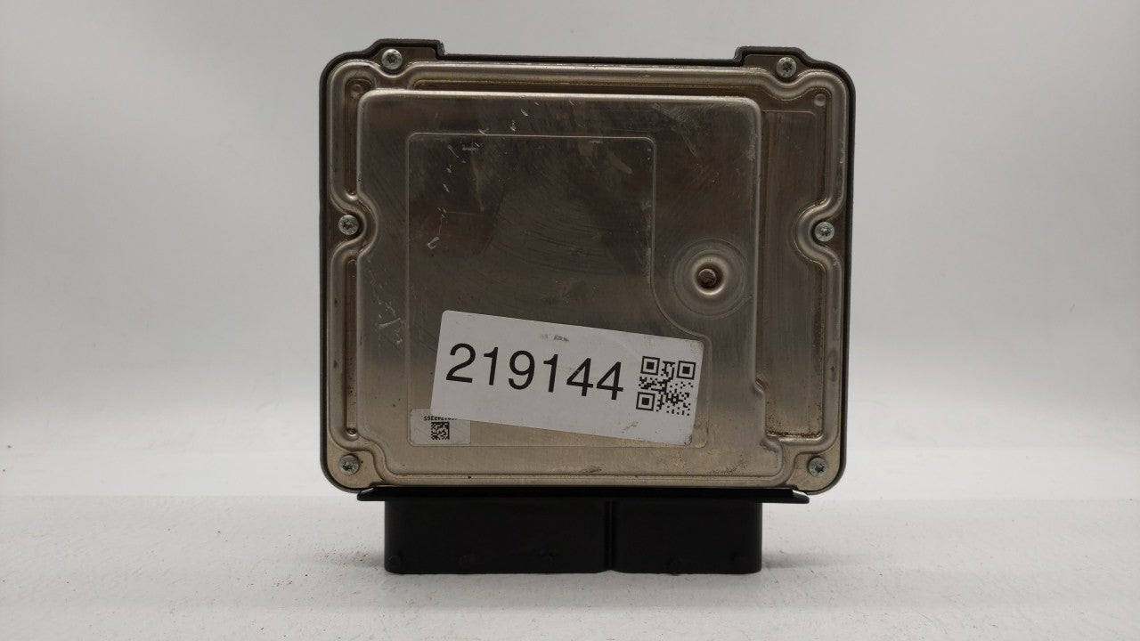 2016-2017 Volkswagen Jetta PCM Engine Computer ECU ECM PCU OEM P/N:04E 907 309 EE 04E907309EE Fits 2016 2017 OEM Used Auto Parts - Oemusedautoparts1.com