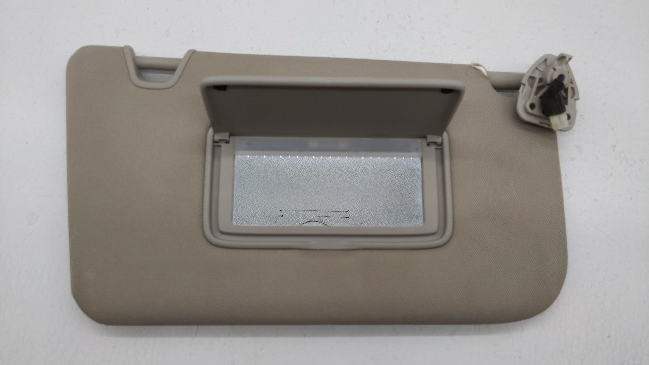 2014-2017 Nissan Rogue Sun Visor Shade Replacement Passenger Right Mirror Fits 2014 2015 2016 2017 OEM Used Auto Parts - Oemusedautoparts1.com