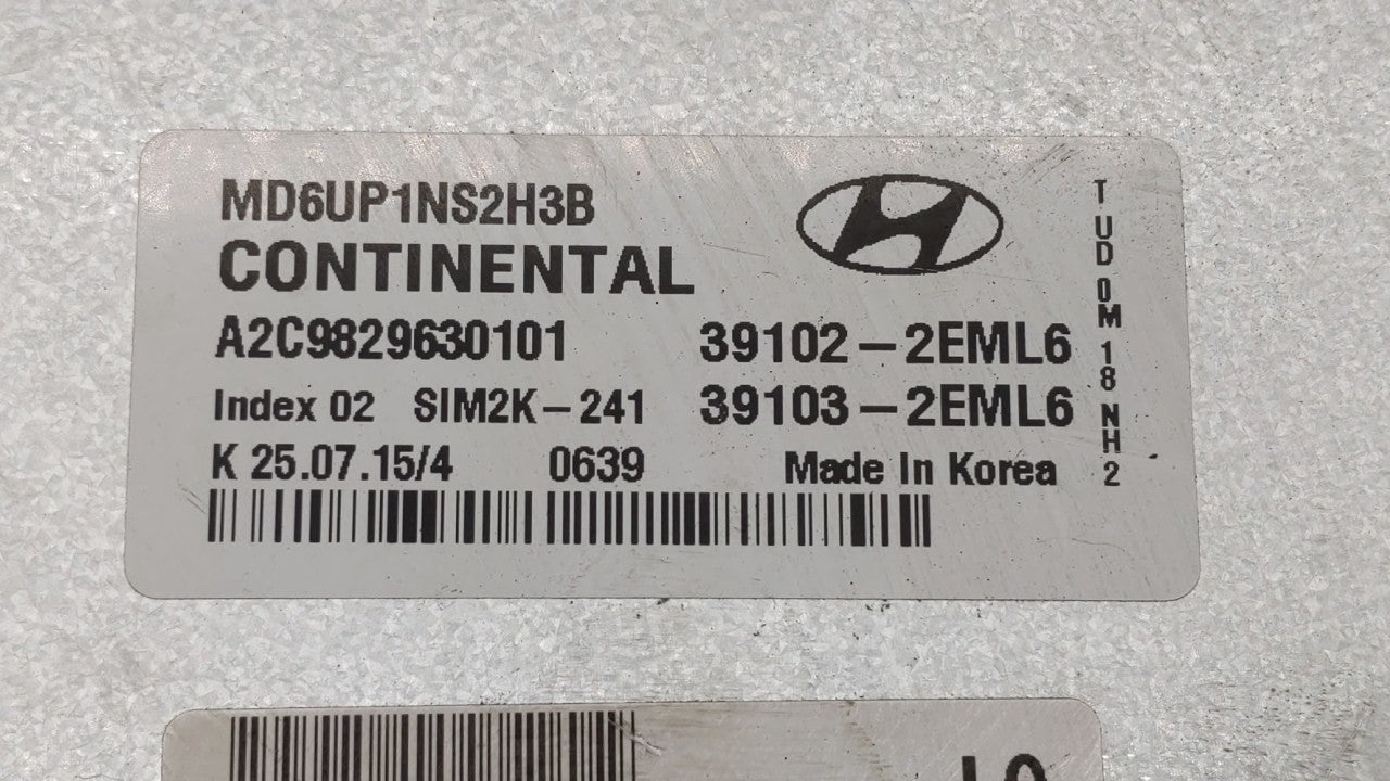 2014-2016 Hyundai Elantra PCM Engine Computer ECU ECM PCU OEM P/N:39102-2EML6 39103-2EML6 Fits 2014 2015 2016 OEM Used Auto Parts - Oemusedautoparts1.com