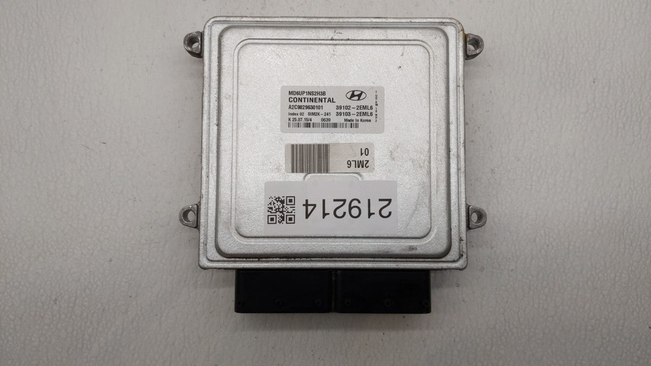 2014-2016 Hyundai Elantra PCM Engine Computer ECU ECM PCU OEM P/N:39102-2EML6 39103-2EML6 Fits 2014 2015 2016 OEM Used Auto Parts - Oemusedautoparts1.com