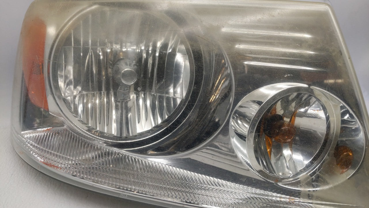 2004-2008 Ford F-150 Passenger Right Oem Head Light Headlight Lamp - Oemusedautoparts1.com