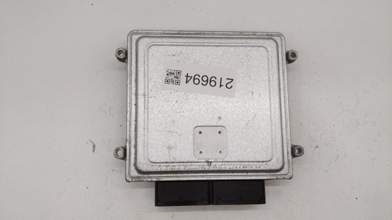 2011-2014 Hyundai Sonata PCM Engine Computer ECU ECM PCU OEM P/N:39101-2G671 39111-2G671 Fits 2011 2012 2013 2014 OEM Used Auto Parts - Oemusedautoparts1.com