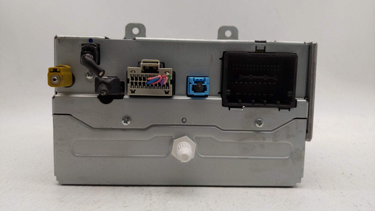 2016 Gmc Terrain Radio AM FM Cd Player Receiver Replacement P/N:84026072 Fits OEM Used Auto Parts - Oemusedautoparts1.com