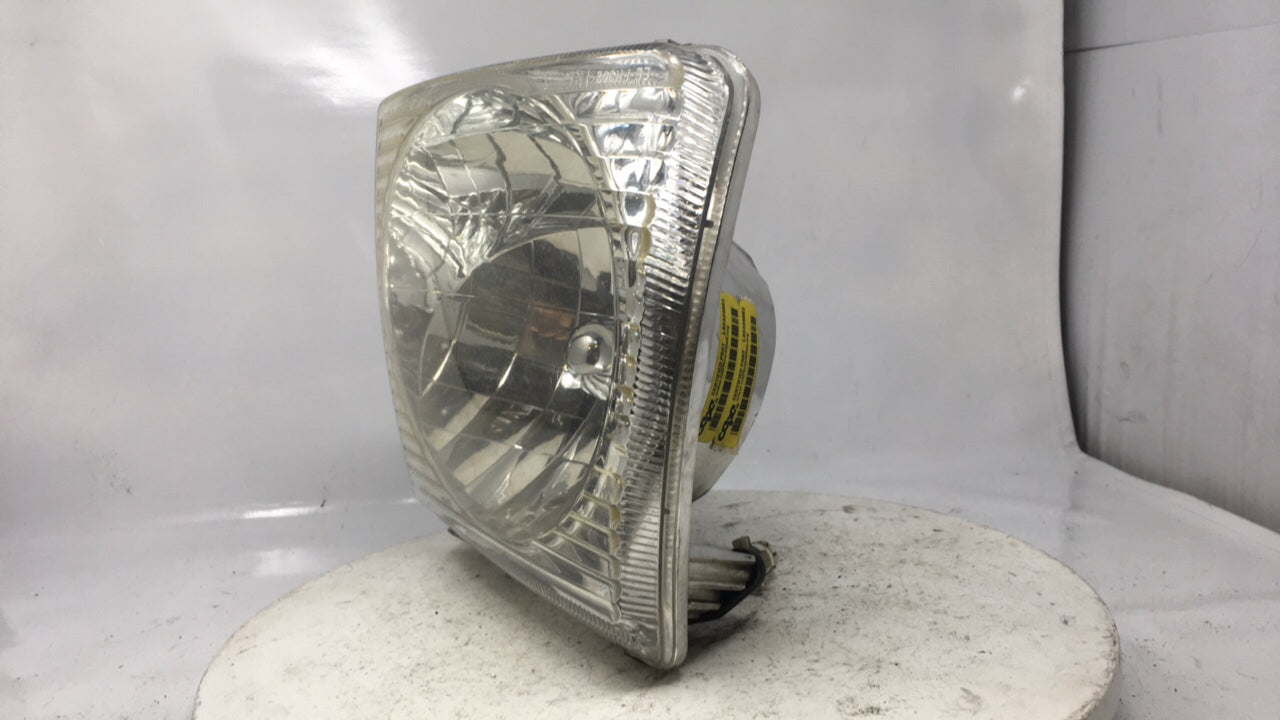 2004 Ford Explorer Driver Left Oem Head Light Headlight Lamp - Oemusedautoparts1.com