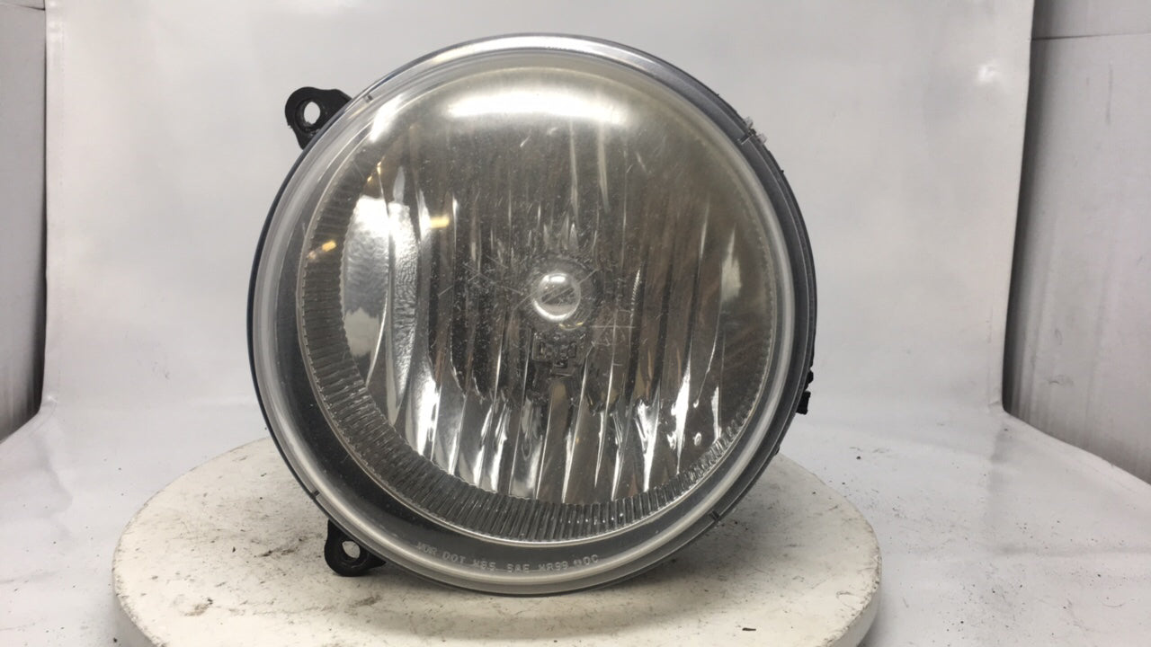 2005-2007 Jeep Liberty Driver Left Oem Head Light Headlight Lamp - Oemusedautoparts1.com