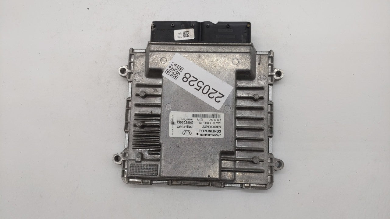 2016-2018 Kia Optima PCM Engine Computer ECU ECM PCU OEM P/N:39138-2GGC1 39108-2GGC1 Fits 2016 2017 2018 OEM Used Auto Parts - Oemusedautoparts1.com