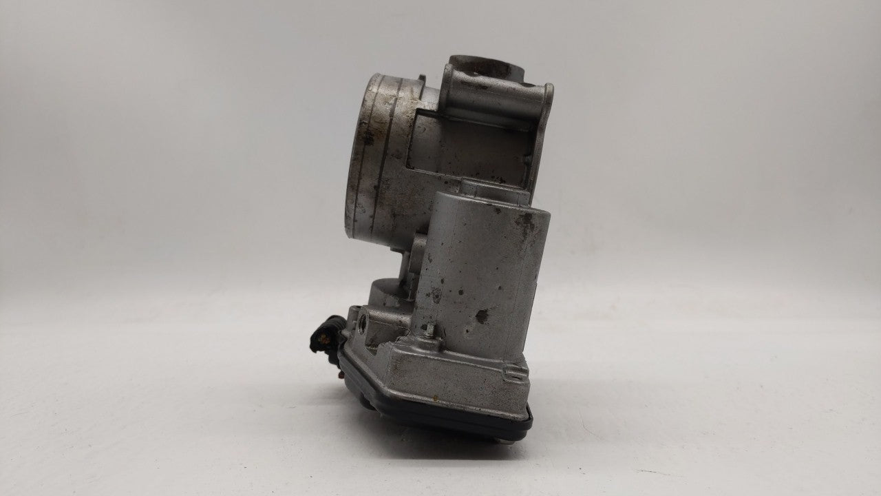 2013-2019 Ford Escape Throttle Body P/N:DS7E-9F991-AK DS7E-9F991-AD Fits 2013 2014 2015 2016 2017 2018 2019 2020 OEM Used Auto Parts - Oemusedautoparts1.com