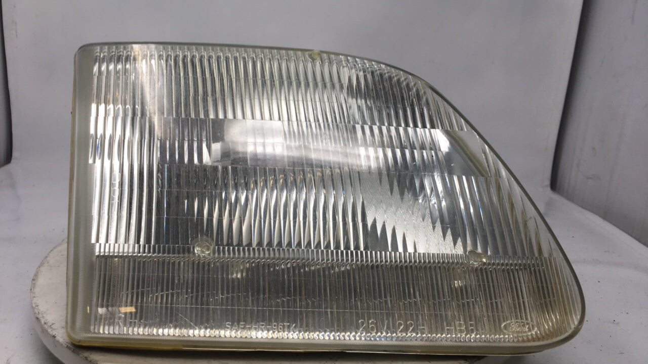 1997-2003 Ford F-150 Passenger Right Oem Head Light Headlight Lamp - Oemusedautoparts1.com