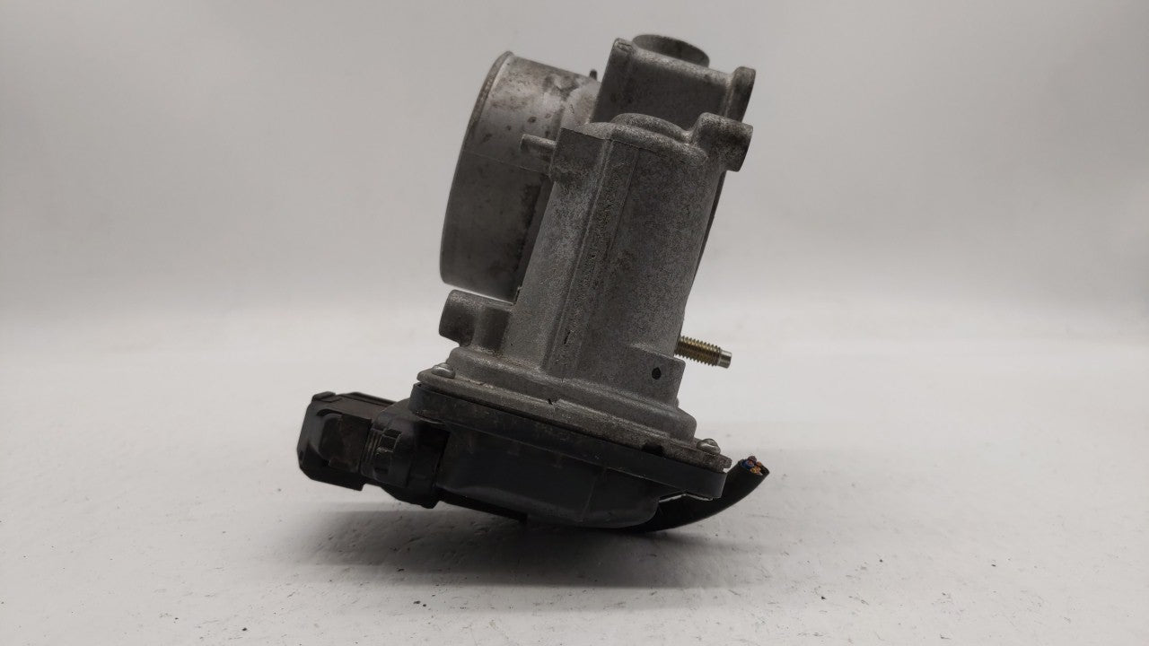 2014 Mazda 3 Throttle Body P/N:PY01 13 640 A Fits OEM Used Auto Parts - Oemusedautoparts1.com