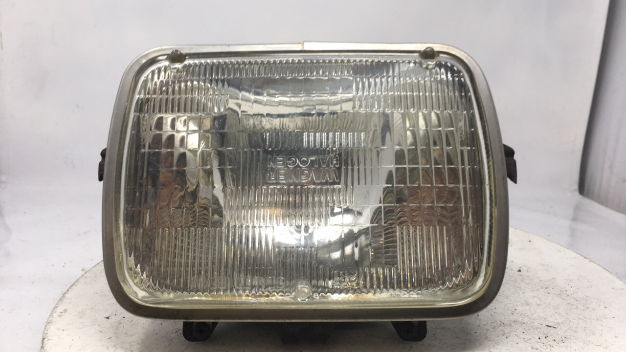 Gmc Vandura Passenger Right Oem Head Light Headlight Lamp - Oemusedautoparts1.com