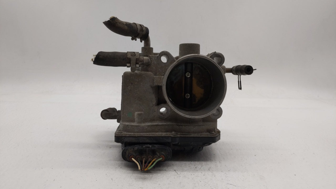 2004-2006 Toyota Camry Throttle Body P/N:22030-28060 22030-0H020 Fits 2004 2005 2006 2007 OEM Used Auto Parts - Oemusedautoparts1.com