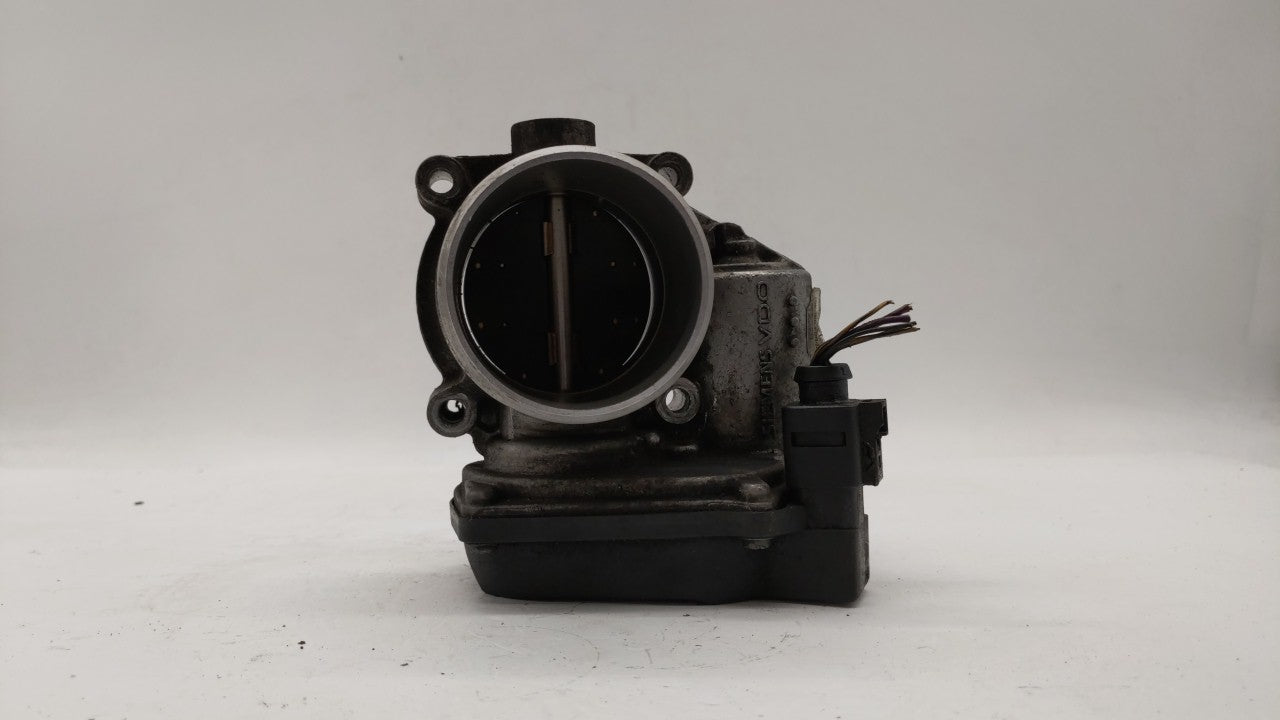 2009-2018 Volkswagen Tiguan Throttle Body P/N:06F 133 062 E 06F 133 062 J Fits OEM Used Auto Parts - Oemusedautoparts1.com