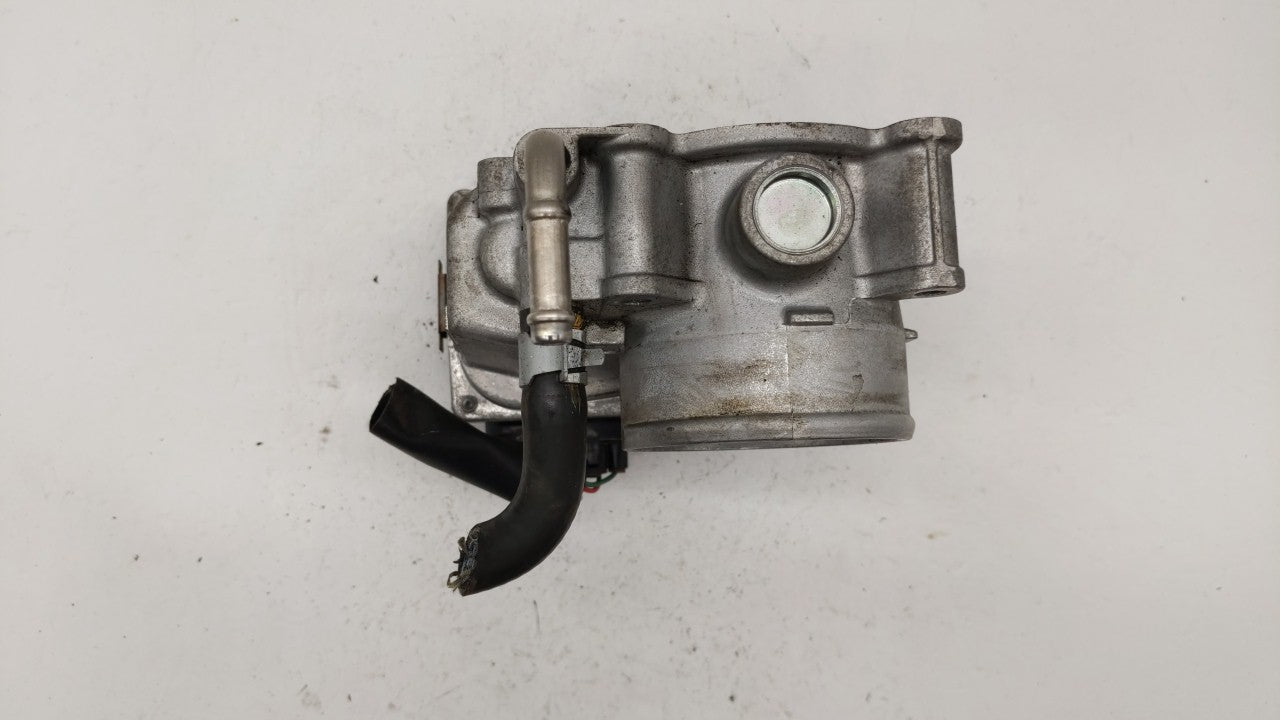 2014-2019 Nissan Rogue Throttle Body P/N:3TA60-01 B 3TA60-01 A Fits 2013 2014 2015 2016 2017 2018 2019 OEM Used Auto Parts - Oemusedautoparts1.com