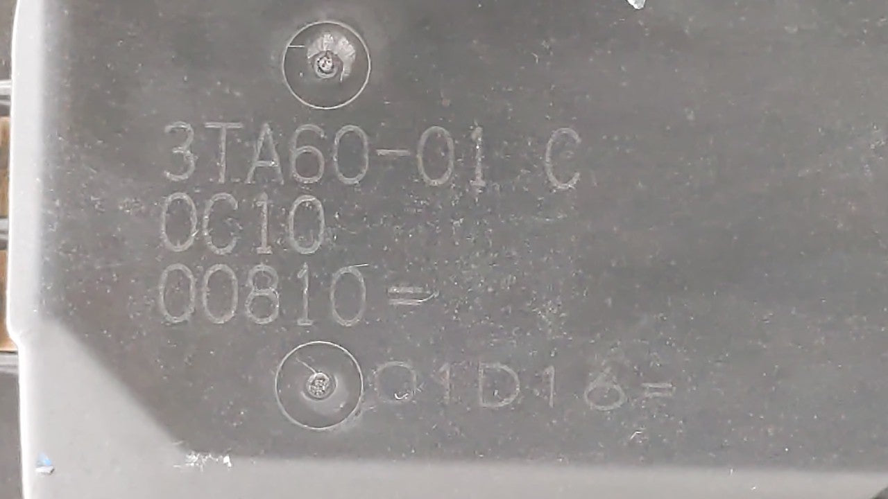 2014-2019 Nissan Rogue Throttle Body P/N:3TA60-01 B 3TA60-01 A Fits 2013 2014 2015 2016 2017 2018 2019 OEM Used Auto Parts - Oemusedautoparts1.com
