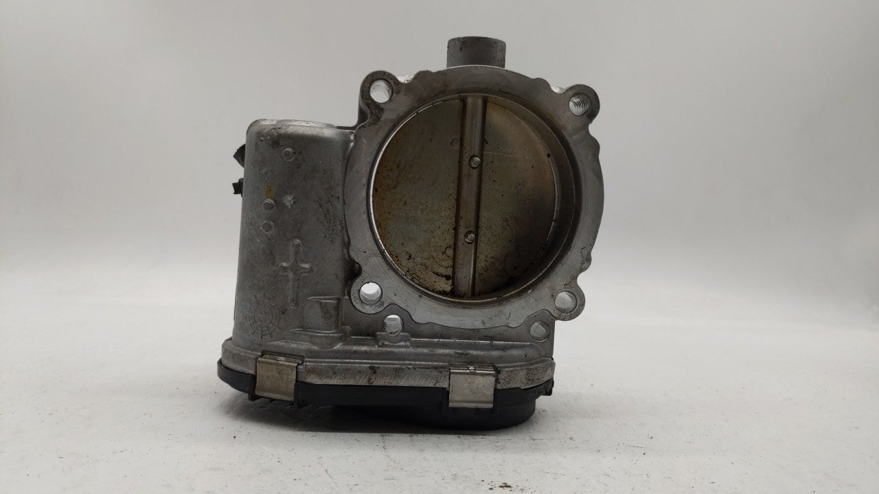 2017 Chrysler Pacifica Throttle Body P/N:05184349AB 05184349AE Fits 2011 2012 2013 2014 2015 2016 2018 2019 OEM Used Auto Parts - Oemusedautoparts1.com