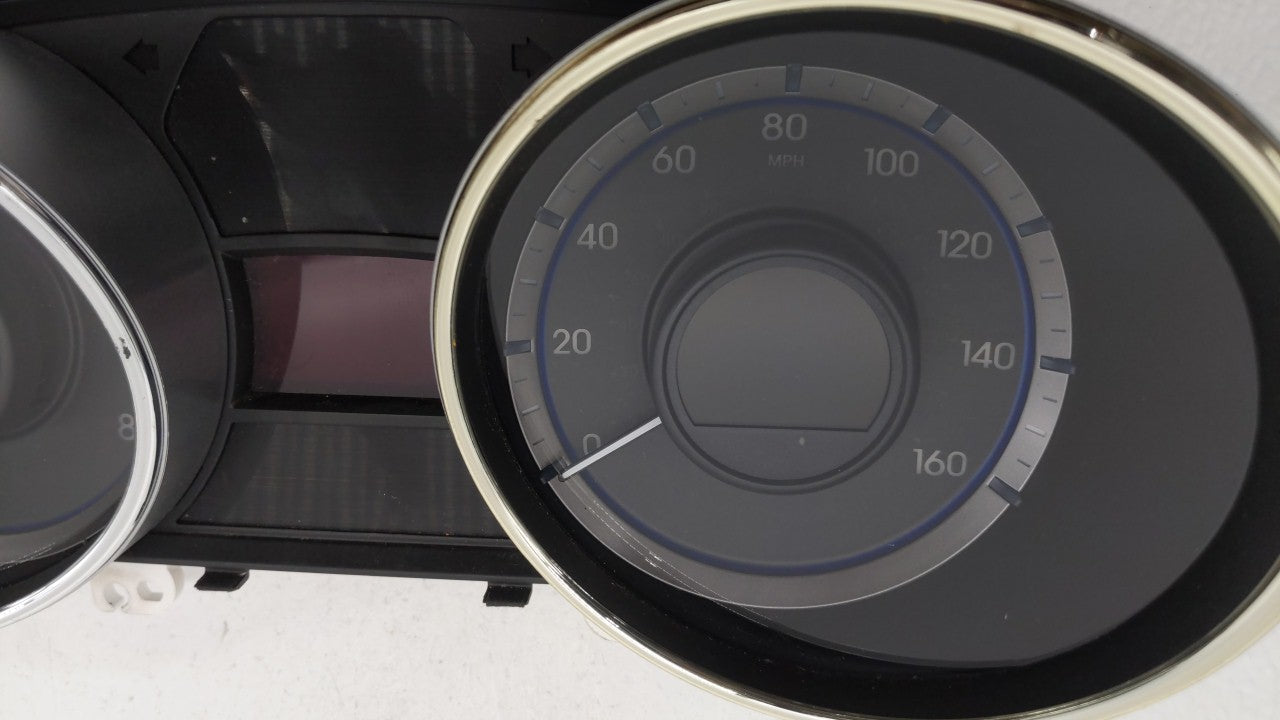 2011-2014 Hyundai Sonata Instrument Cluster Speedometer Gauges P/N:P68065103AD 94001-3Q014 Fits 2011 2012 2013 2014 OEM Used Auto Parts - Oemusedautoparts1.com