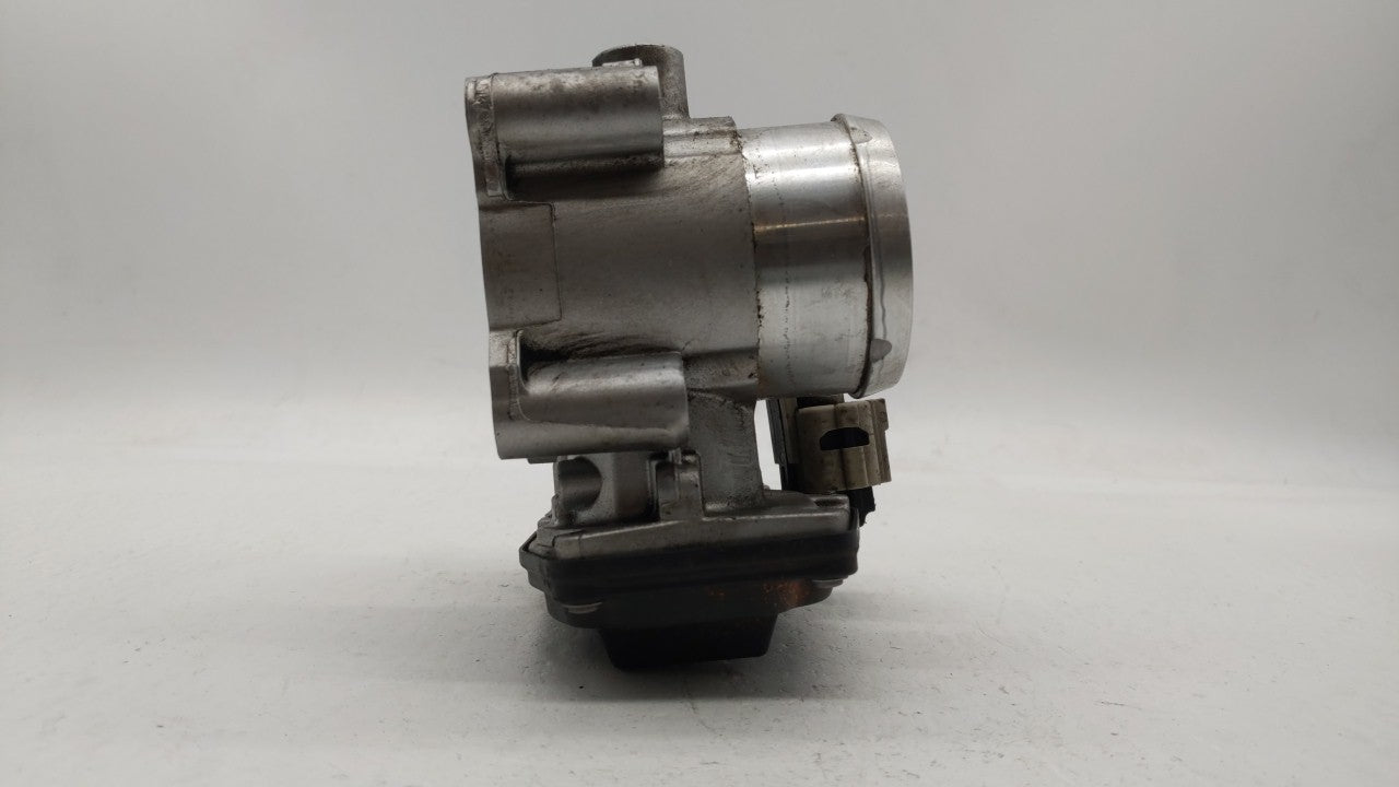 2014-2019 Ford Fusion Throttle Body P/N:DS7G-9F991-BB DS7G-9E991-BB Fits 2014 2015 2016 2017 2018 2019 OEM Used Auto Parts - Oemusedautoparts1.com