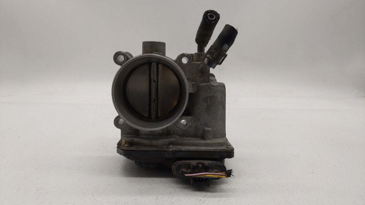 2011-2018 Hyundai Elantra Throttle Body P/N:35100-2E000 Fits 2011 2012 2013 2014 2015 2016 2017 2018 2019 OEM Used Auto Parts - Oemusedautoparts1.com